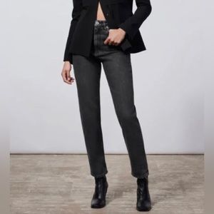 Zara Black Classic Mom Fit High Rise Stiff Jeans Ankle Length